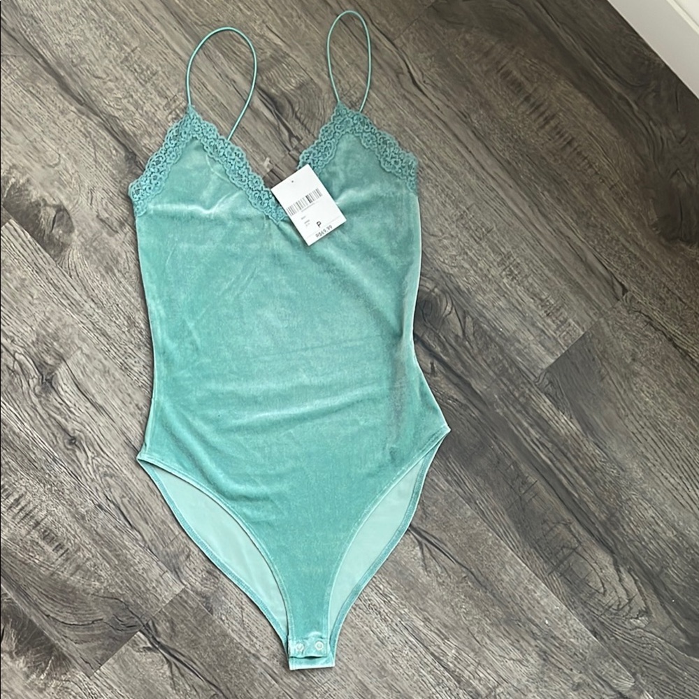Mint Green Tiffany Blue Lace Trim Bodysuit Forever 21 Velour Petite